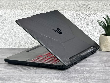 Asus TUF F15 FX506H 3